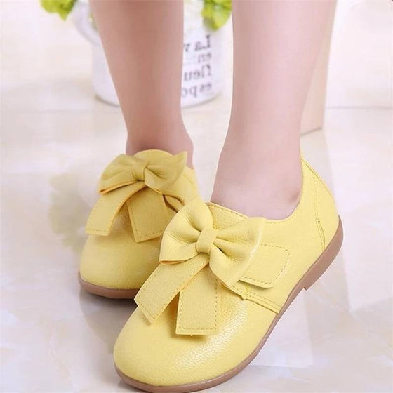 Yellow Big Bow Walking Shoes