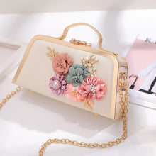  Vintage Inspired 3D Flowers and Pearls Handbag